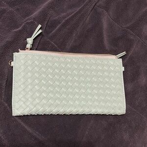 Urban Expressions Gray Textured Clutch Wristlet